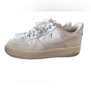 Air Force 1 men’s size 9.5 white